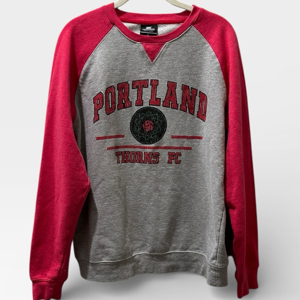 Portland Thorns FC Sweatshirt – Men’s Large – Red & Gray Raglan Crewneck